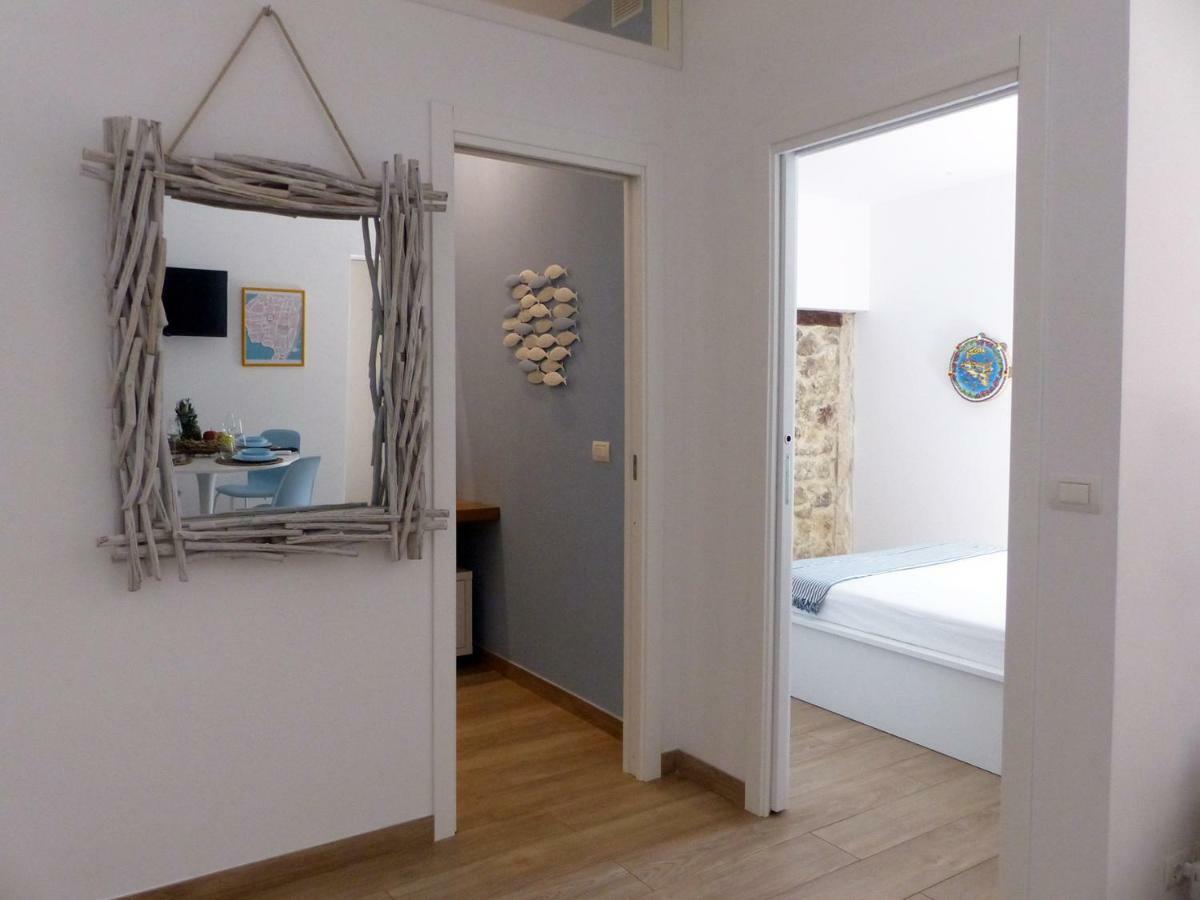 Apartment Nesh House Syrakus